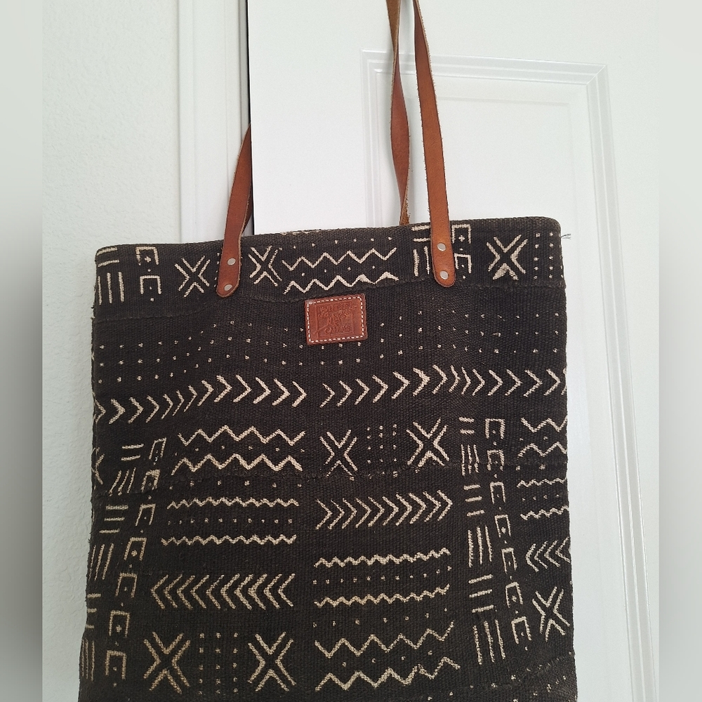 Lavender and Canvas Black Whitw Mudcloch Feed Tote Bag